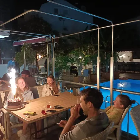 Barlas פאטהיה