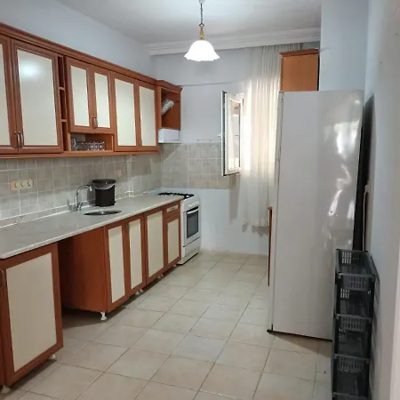 Barlas מלון *
